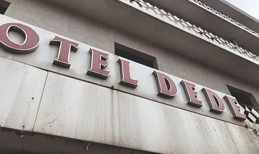 Yılların yorgunluğunu taşıyordu, Otel Dede yıkılıyor