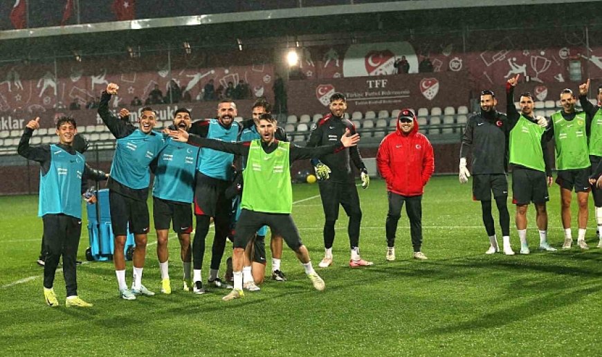 A Milli Futbol Takımı, Galler maçı hazırlıkların sürdürdü