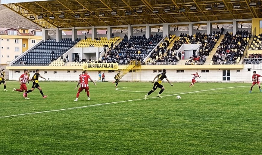 Bayburt Özel İdarespor 3 puanı tek golle aldı