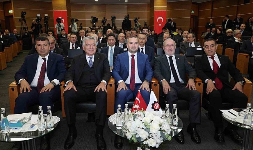 TCMB Başkanı Karahan: "2025 yılı sonunda enflasyonu yüzde 21'e indirmeyi hedefliyoruz"