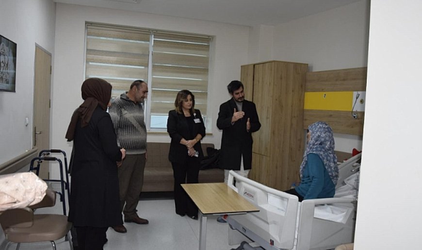 Hastanede tedavi gören engelli bireylere moral oldular