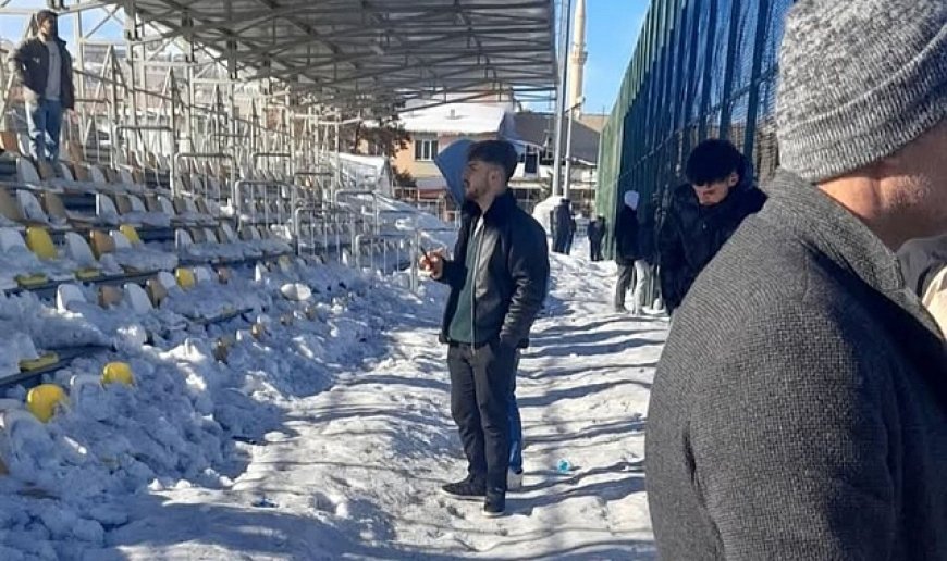 Taraftarların tribün tepkisi!