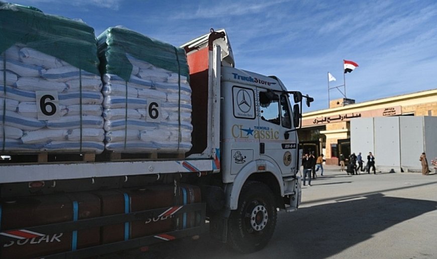 BM: "Ateşkesin ilk gününde 630 insani yardım tırı Gazze Şeridi'ne girdi"