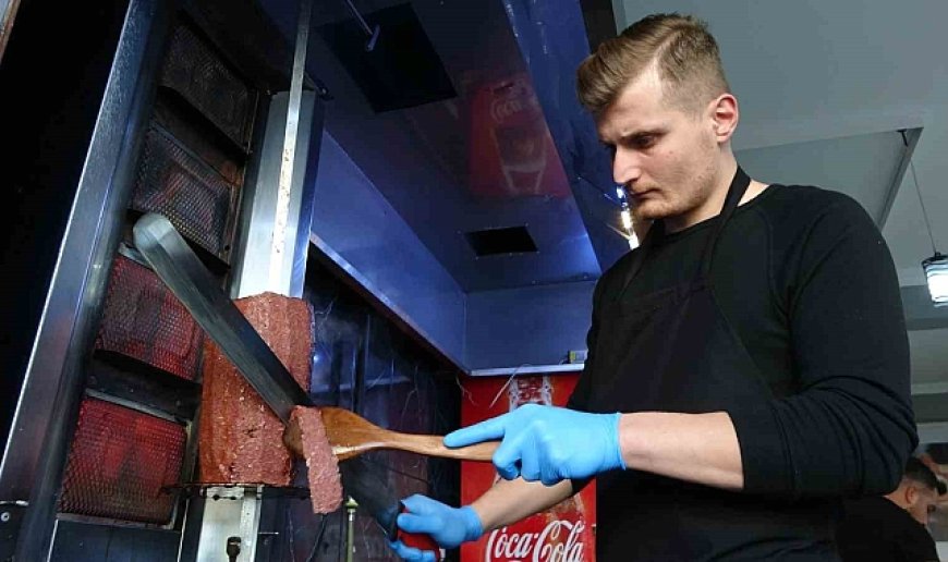 Motor ustasıydı, Doğu Karadeniz'in tek sucuk dönercisi oldu