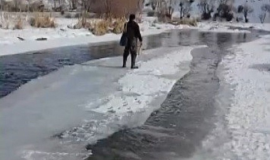 Buzu sal yapıp Çoruh’ta gezintiye çıktı