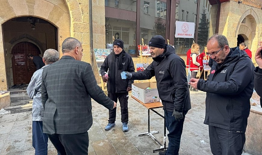Depremin yıldönümünde fotoğraf sergisi