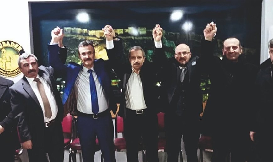2 adaylı yarışta kazanan Adem Yakut oldu