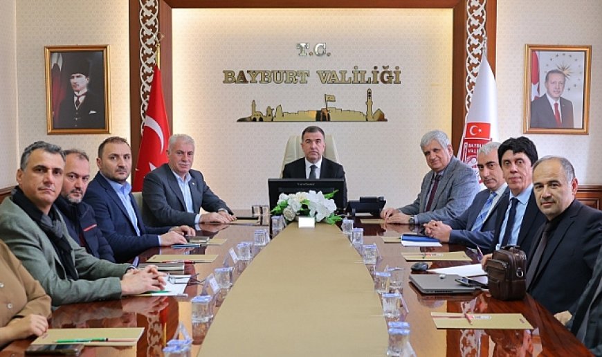 Aras EDAŞ, Bayburt Valiliğinde "Can Güvenliği" konulu toplantı düzenledi