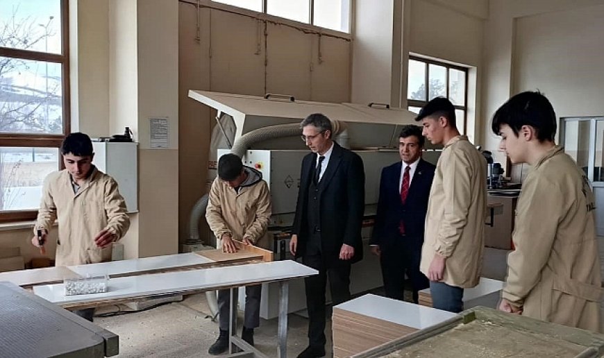 Milli Eğitim Müdürü Kahraman, atölye çalışmalarını takip etti