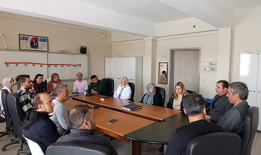 Kahraman’dan okul ziyaretleri