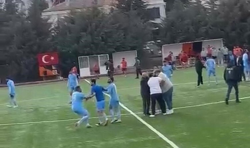 Elazığ'da amatör maçta hakeme tekme tokatlı saldırı