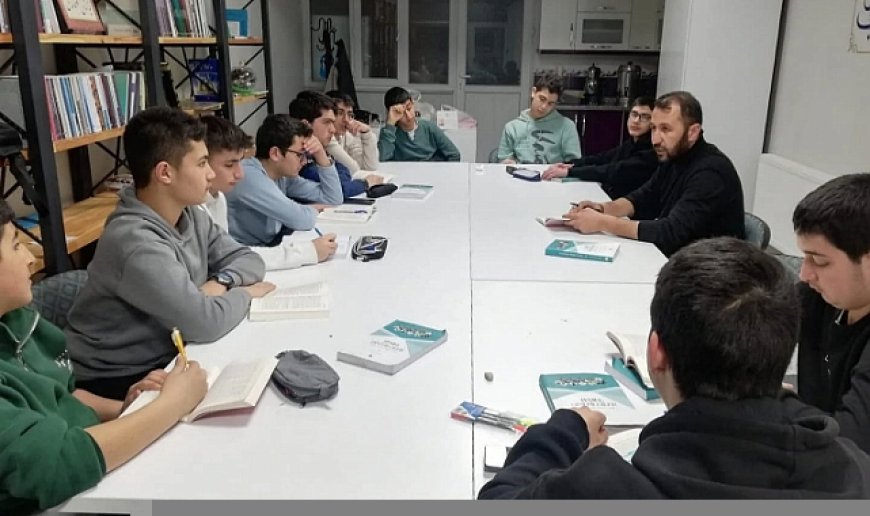 'İftardan Sahura Gençlik Buluşması'