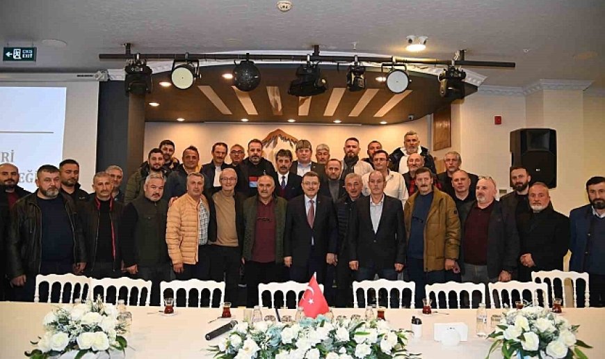 Başkan Genç Akyazı'ya balıkçı barınağı sözünü yerine getiriyor