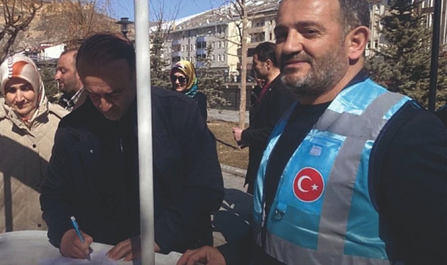 Anayasa değişikliği için imza kampanyası