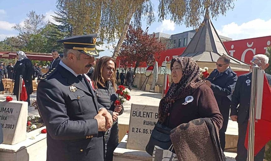 Türk Polis Teşkilatı'nın 180'inci yıl dönümünde şehitler anıldı