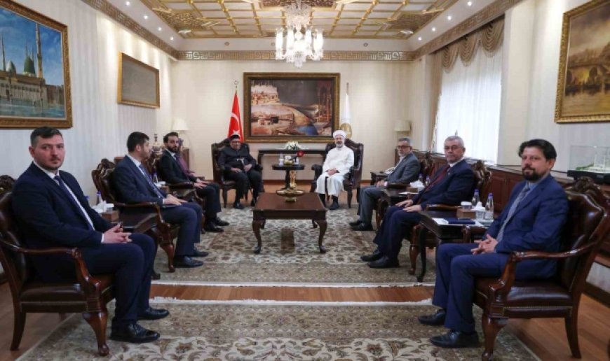 Diyanet İşleri Başkanı Erbaş, Dünya Müslüman Alimler Birliği Başkan Yardımcısı El-Beşir'i kabul etti