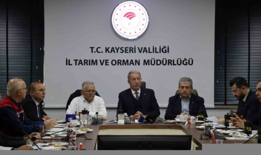 TBMM Milli Savunma Komisyonu Başkanı Akar: "En büyük savunma ve güvenlik konusu herkesin tok ve rahat içinde olması"