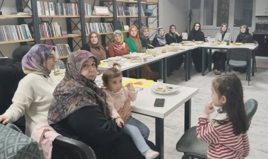 Bayburt'ta 'Dijital Dünyada Ebeveyn Olmak' Konulu konferans düzenlendi