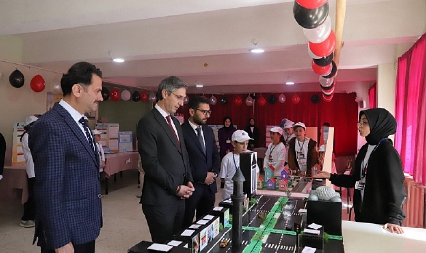 Örence Ortaokulu’nda bilim fuarı