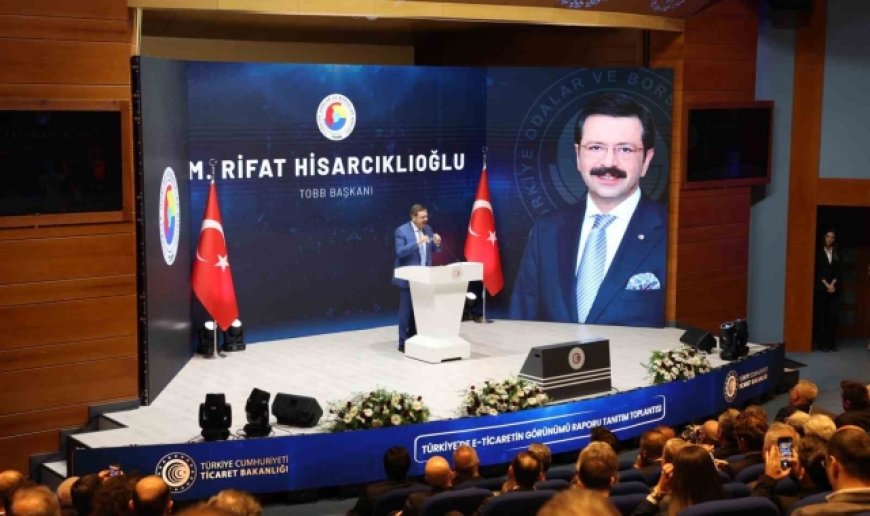 TOBB Başkanı Hisarcıklıoğlu: "KOBİ'lerin rekabeti için e-ticaret ve dijitalleşme şart"