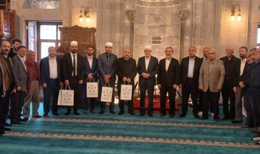 Kur'an-ı Kerim'i güzel okumak için yarıştılar