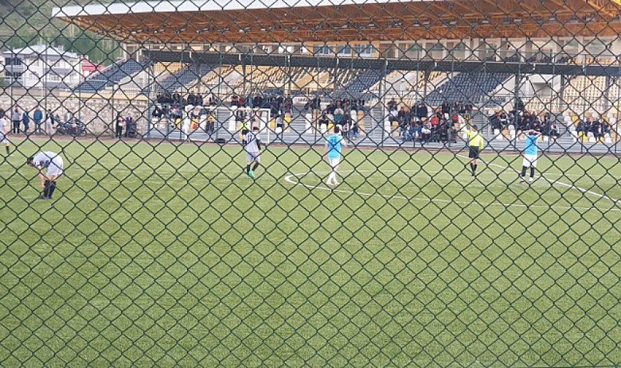 Kurumlar arası futbol turnuvası, ilgiyle takip ediliyor