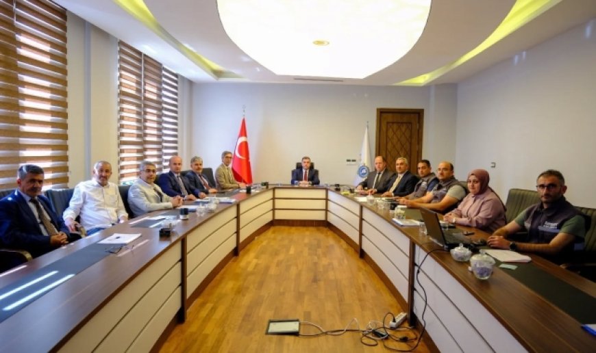 İl Özel İdaresi bünyesinde yürütülen proje ve yatırımlar değerlendirildi