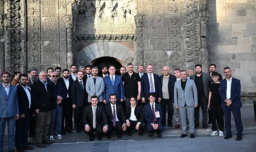 Erzurum'da "Hukuk Akademisi" oturumları tamamlandı