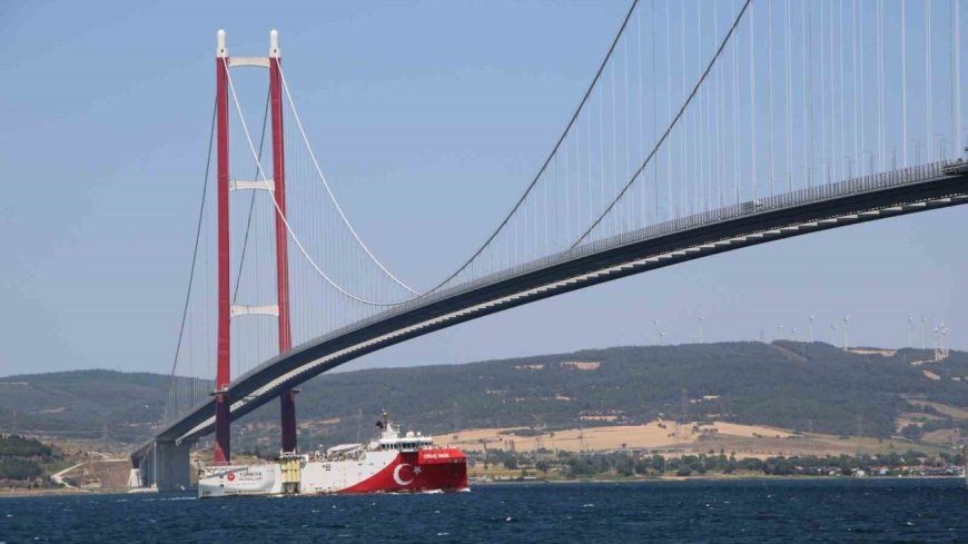 Oruç Reis Sismik Araştırma Gemisi, 1915 Çanakkale Köprüsü altından geçti