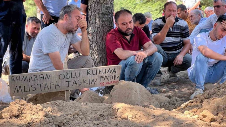 Okulda arkadaşı tarafından boğazının sıkılması sonucu hastanelik olan 10 yaşındaki çocuk hayat mücadelesini kaybetti