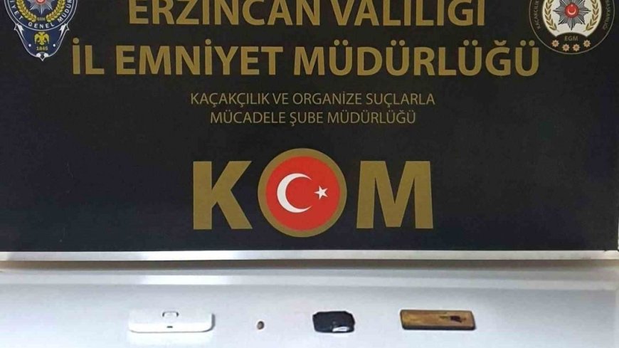 Ehliyet sınavında kopya düzeneği ele geçirildi
